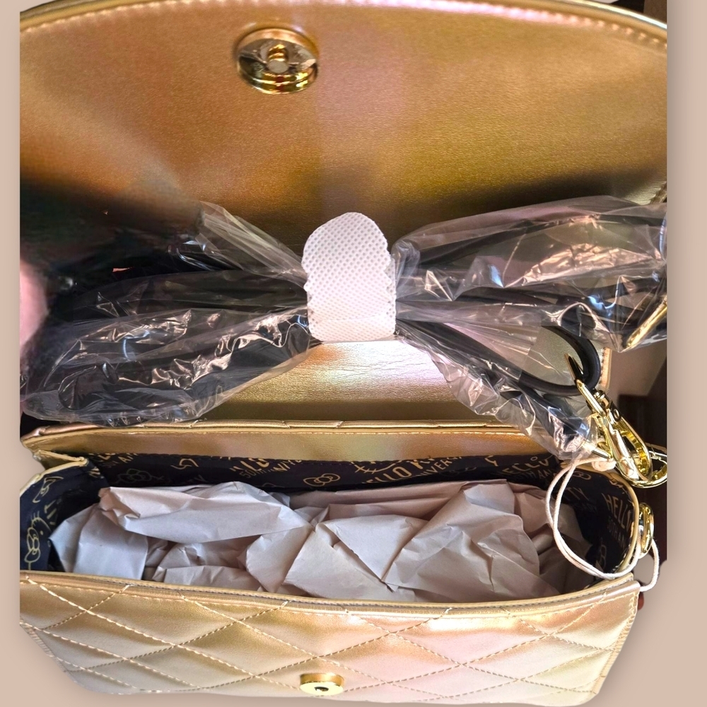 Sanrio Hello Kitty 50th Anniversary Metallic Gold Crossbody Bag - Picture 3 of 9